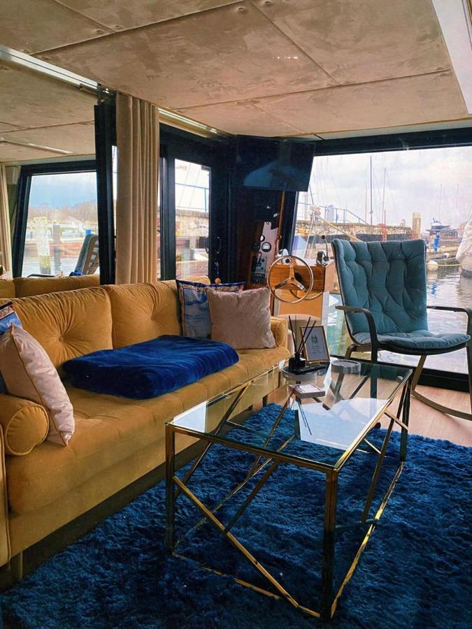 Hausboot Mit Traumlage In Luebeck-Travemuende Hotel Екстериор снимка